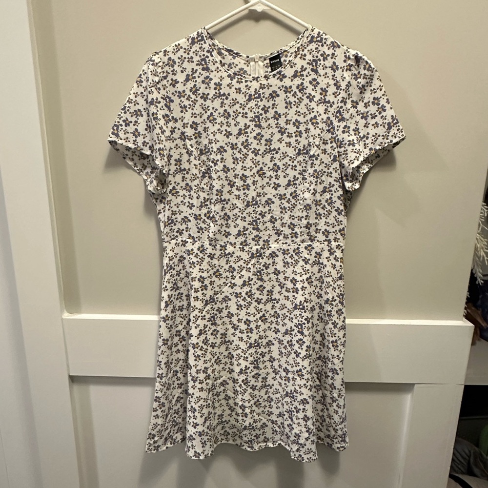 SHEIN White Dress with Blue and Yellow Floral Pattern - Picture 2 of 7
